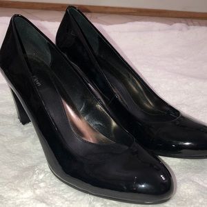 Calvin Klein Renni Black Patent Block Heel Pump